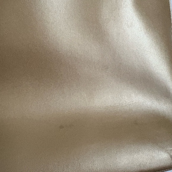 Neiman Marcus Gold Tone Lazer Cut Tote Bag - Some marks see photos - Picture 3 of 7